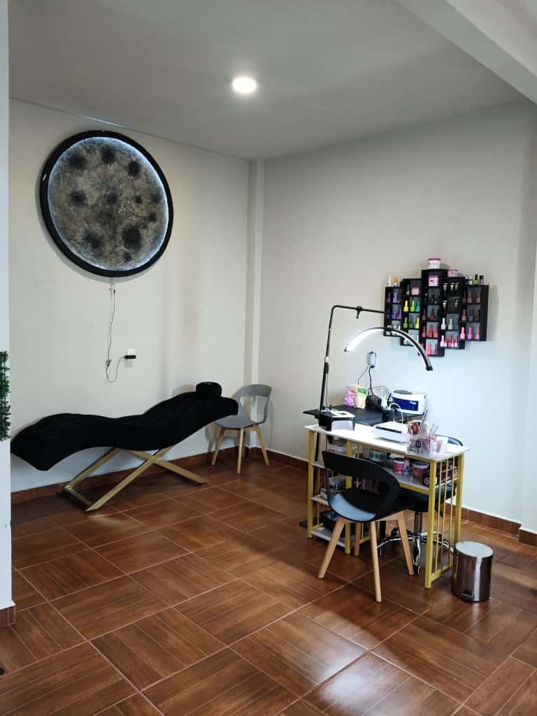 Iluminación y área de espejos